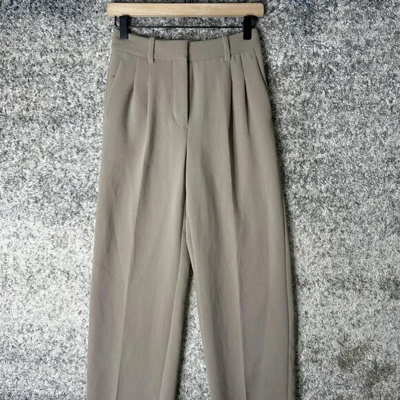 Aritzia Effortless Pants Womens 0 Short Beige Crepe Pleated Dress Trousers - Picture 1 of 8